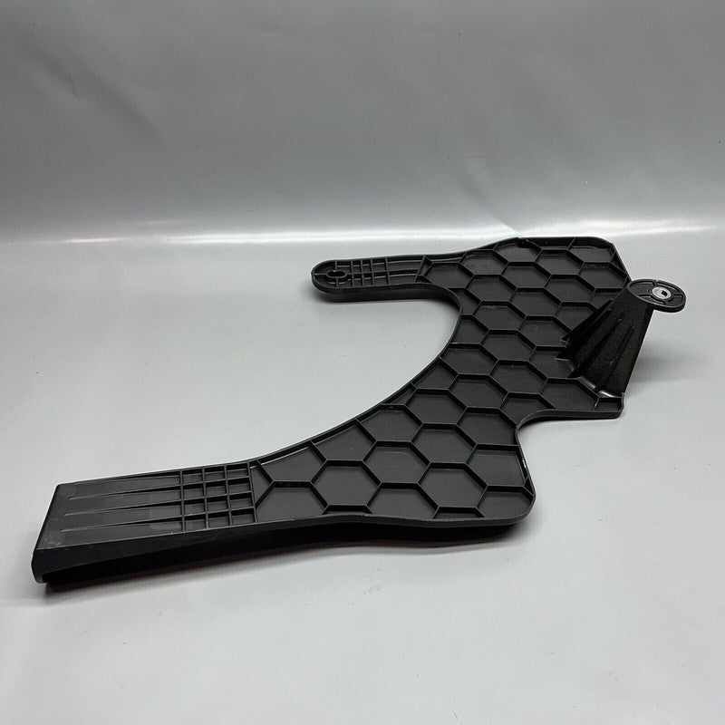 1500372-00-A TESLA MODEL 3 TRUNK SIDE TRIM SUPPORT BRACKET RIGHT 2017 18 19 20 21 22 2023 OEM