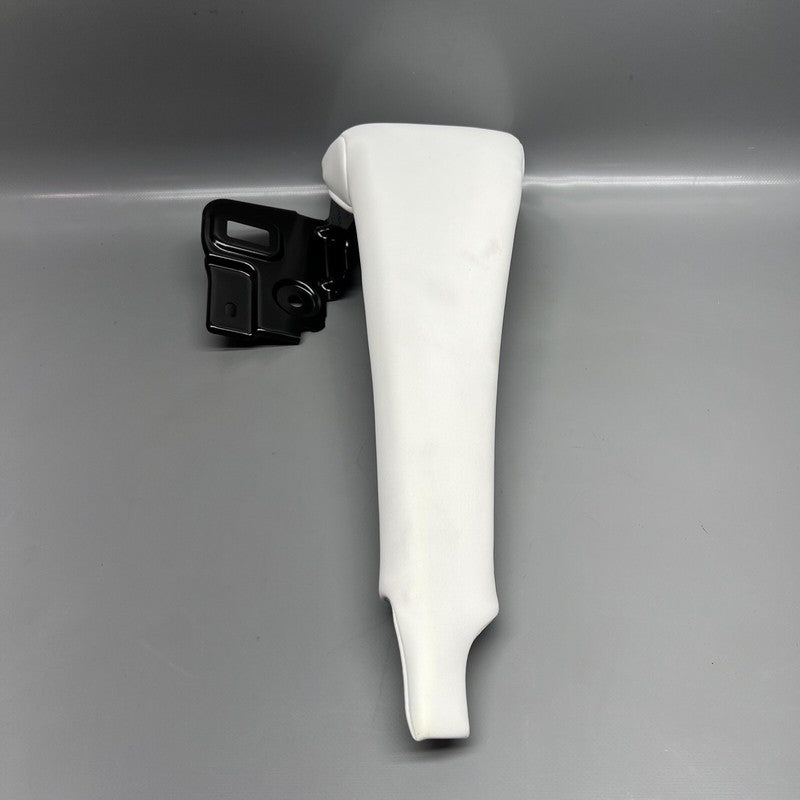 1586668-00-B TESLA MODEL Y THIRD ROW CUSHION BOLSTER RIGHT 2020 21 22 2023 OEM 1586668-00-B