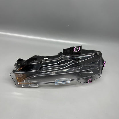 1077390-00-F TESLA MODEL 3 FOG LIGHT RIGHT PASSENGER 2017 2018 2019 2020 2021 2022 OEM 2 PIN