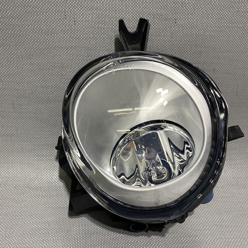 715941699C PORSCHE CAYENNE  FOG LIGHT LEFT DRIVER SIDE 715941699C OEM 2011 2012 2013 2014