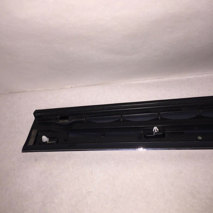 8R0853959L AUDI Q5 LEFT FRONT DOOR TRIM MOULDING 2013 2014 2015 2016 GRAY 8R0853959L OEM