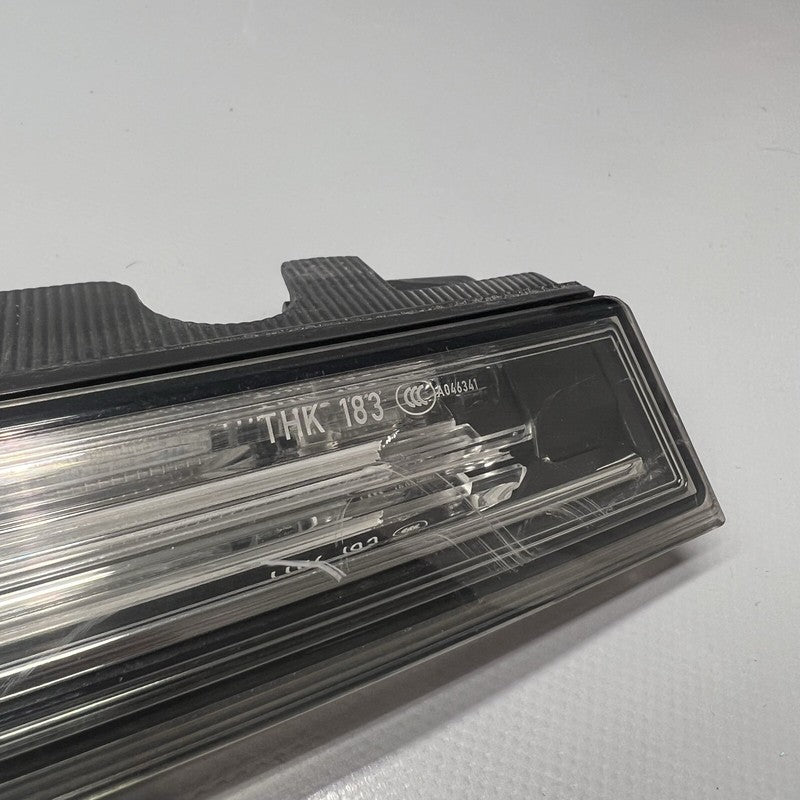 99163198900 PORSCHE 911 GT3 CENTER TAIL LIGHT TRUNK 2014 2015 2016 OEM 99163198900