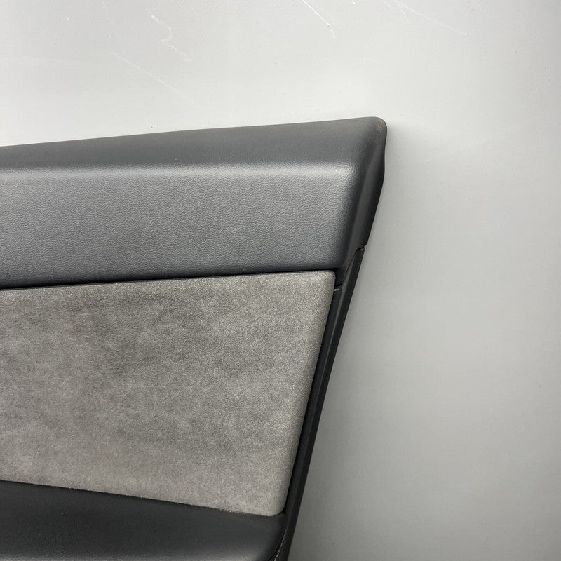 1997295-00-B TESLA MODEL Y DOOR PANEL RIGHT FRONT 2020 2021 2022 2023 OEM 1997295-00-B