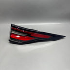 LAND ROVER DISCOVERY TAIL LIGHT RIGHT PASSENGER 2017 2018 2019 OEM