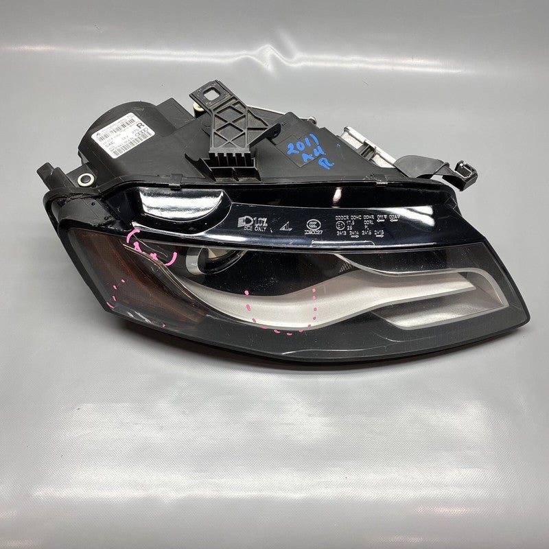 AUDI A4 HEADLIGHT RIGHT PASSENGER 8K0941004R 2009 2010 2011 2012 OEM B