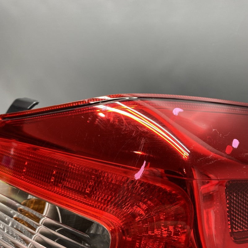 84201 VA020 SUBARU WRX STI TAIL LIGHT RIGHT SIDE 84201 VA020 2015 2016 17 18 19 20 2021 OEM