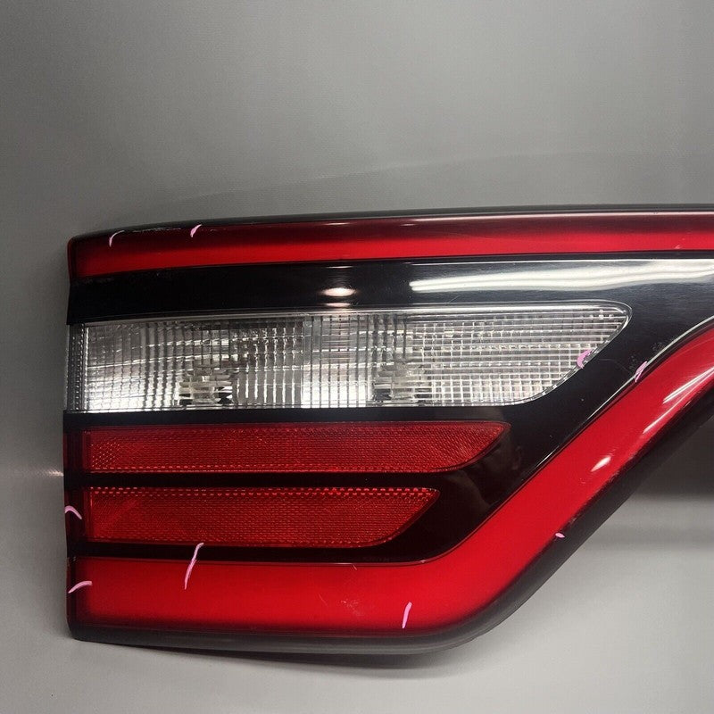 DODGE DURANGO LIFTGATE TAIL LIGHT 2014 15 16 17 18 19 20 21 22 2023 68