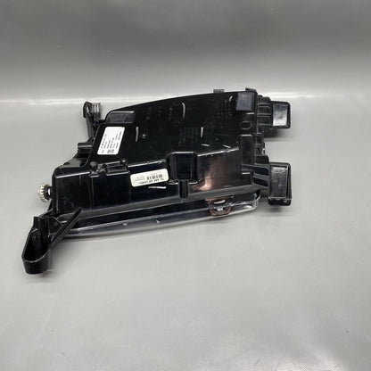6005913-00-G TESLA MODEL S FOG LIGHT LEFT DRIVER 2016 2017 2018 2019 2020 6005913-00-G