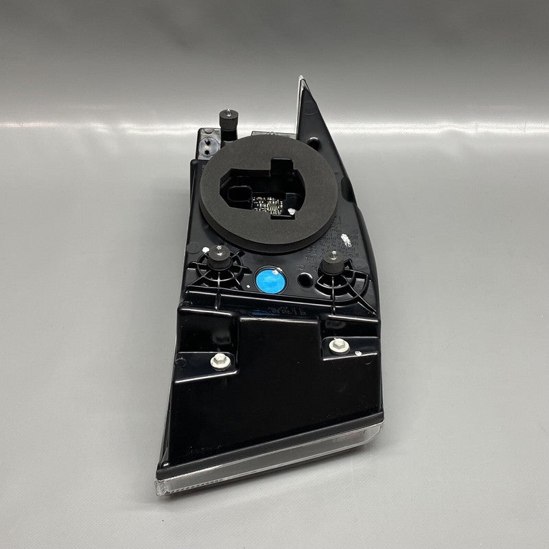 6005919-00-G TESLA MODEL S TAIL LIGHT RIGHT PASSENGER 2016 2017 2018 2019 OEM 6005919-00-G