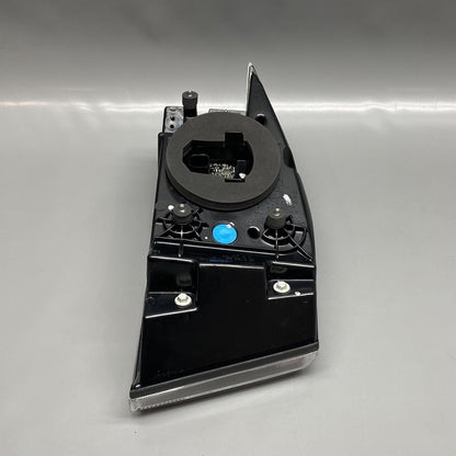 6005919-00-G TESLA MODEL S TAIL LIGHT RIGHT PASSENGER 2016 2017 2018 2019 OEM 6005919-00-G