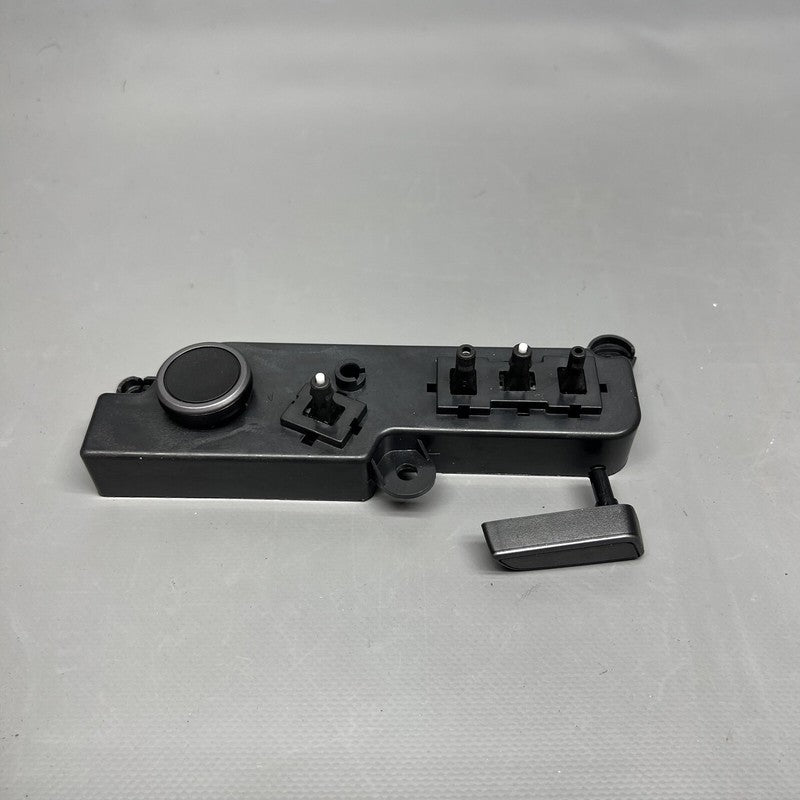 1551854-01-B TESLA MODEL Y SEAT SWITCH LEFT FRONT 2020 2021 2022 2023 OEM 1755100-00-D