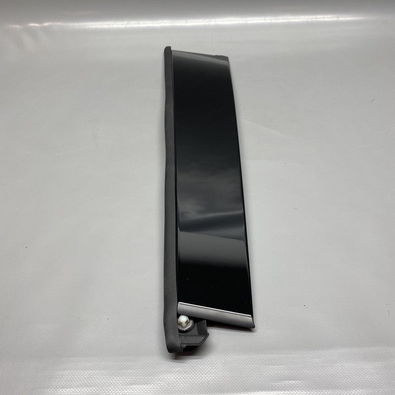 A1646903887 MERCEDES BENZ GL450 EXTERIOR DOOR MOULDING TRIM RIGHT REAR 2007 08 09 10 11 12 