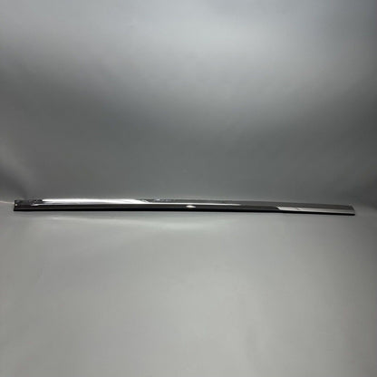 1098684-00-D TESLA MODEL X DOOR WINDOW MOLDING RIGHT FRONT 2015 16 17 18 19 20 21 22 2023 OEM
