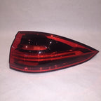PORSCHE CAYENNE RIGHT PASSENGER SIDE TAIL LIGHT 2015 2016 OEM 7P594520