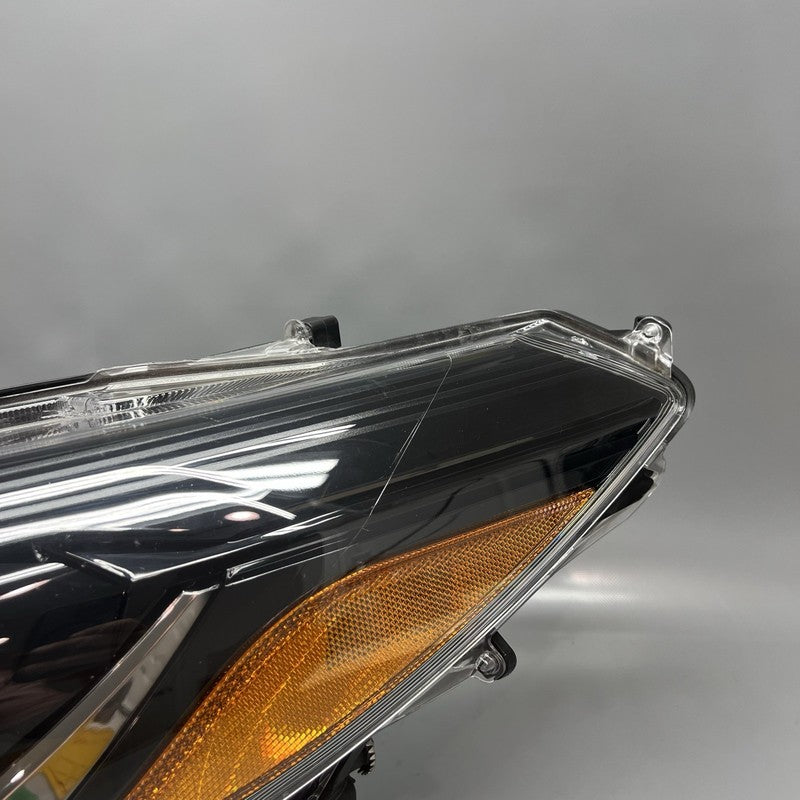 TOYOTA COROLLA CROSS HEADLIGHT LLEFT DRIVER 2022 2023 OEM 