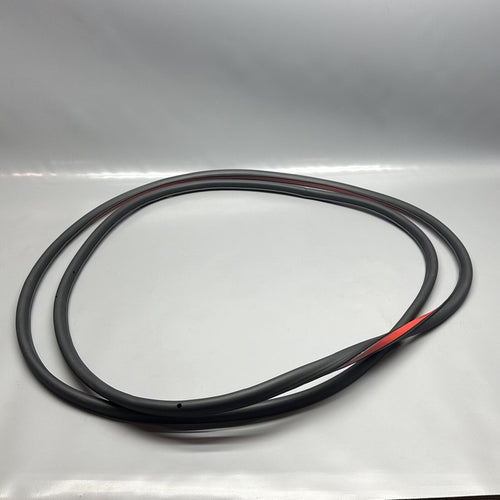 4KE-837-912-A AUDI E-TRON DOOR SEAL RIGHT FRONT 2020 2021 2022 2023 OEM 4KE-837-912-A