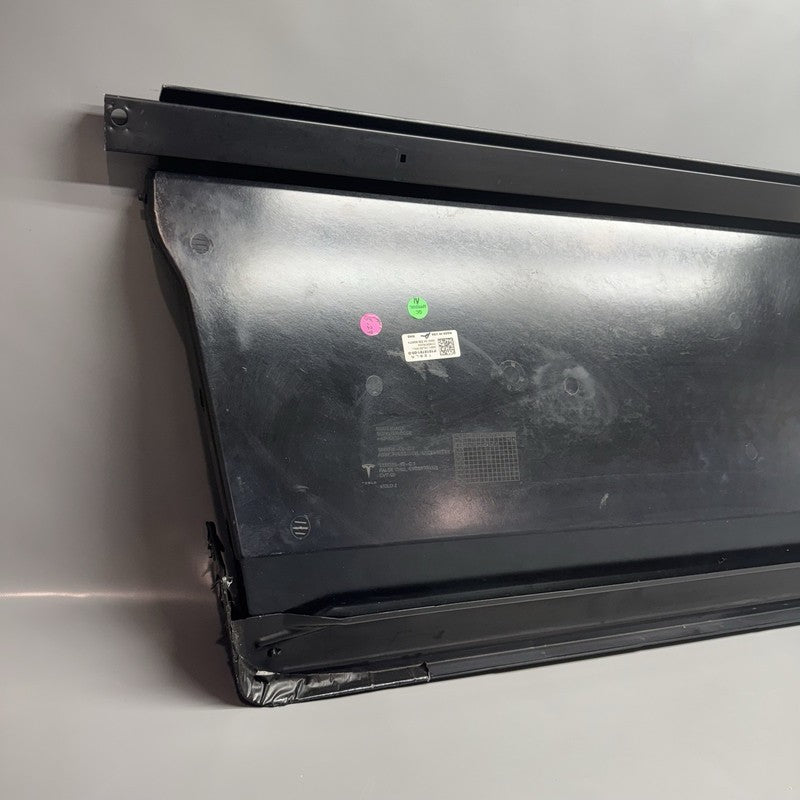 1817880-00-C TESLA CYBERTRUCK FRONT TRUCK BED FALSE WALL 2024 2025 OEM 1817880-00-C