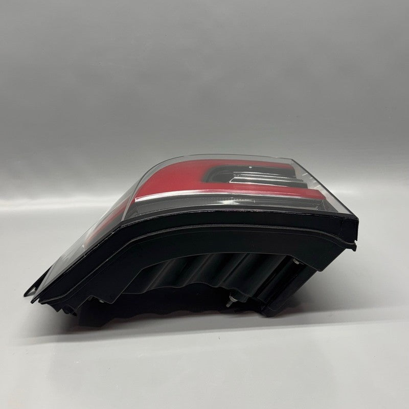 TESLA MODEL X TAIL LIGHT LEFT DRIVER 2016 2017 2018 2019 2020 OEM 1034