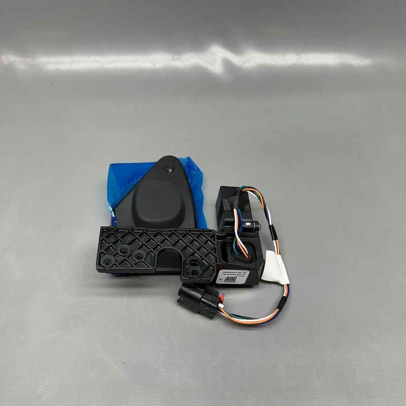 1042766-00-J TESLA MODEL S CHARGE DOOR REFLECTOR LIGHT LEFT 2016 2017 2018 2019 2020 OEM