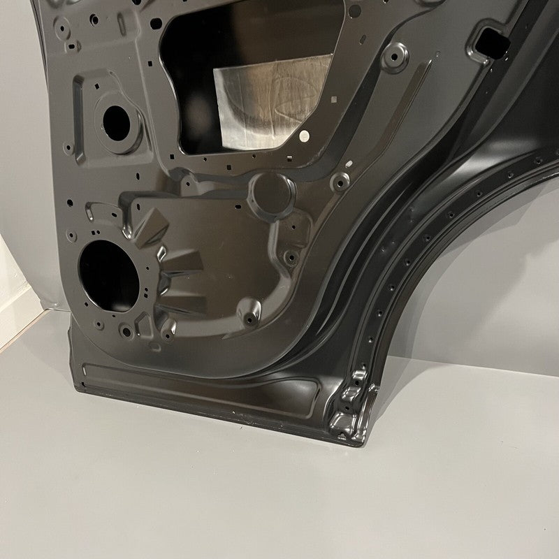 T4A1370 JAGUAR F-PACE DOOR RIGHT REAR 2017 2018 2019 2020 OEM T4A1370