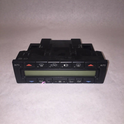 2108302285 MERCEDES BENZ E320 A/C HEATER CLIMATE CONTROL PANEL 1996 97 98 99 00 01 2002 OEM