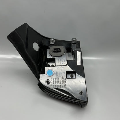 1077398-00-H TESLA MODEL 3 TAIL LIGHT RIGHT 2017 2018 2019 2020 2021 1077398-00-H OEM