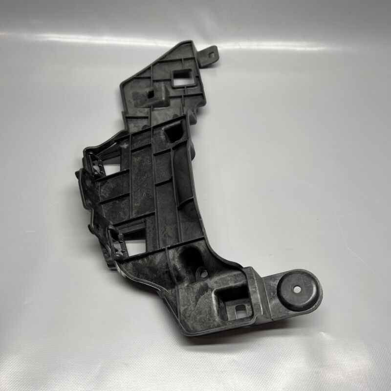 A1668852814 MERCEDES BENZ GL350 GL450 REAR BUMPER BRACKET RIGHT 2013 14 15 2016 A1668852814