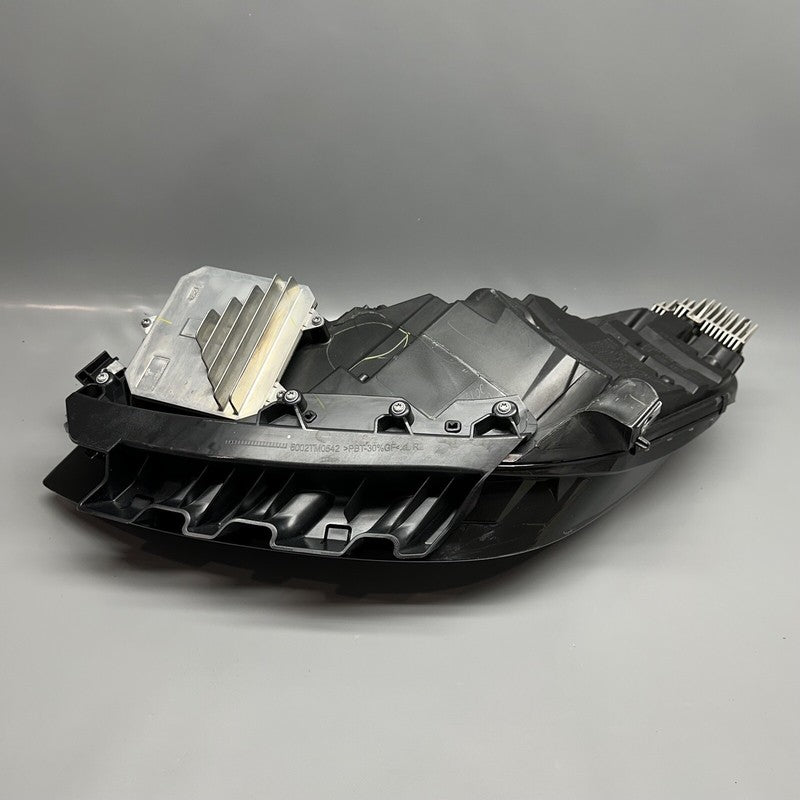 1077372-00-L TESLA MODEL 3 HEADLIGHT RIGHT PASSENGER LED 2017 2018 2019 2020 OEM 1077372-00-L