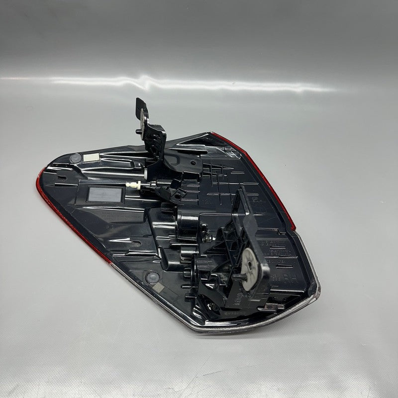 SUBARU FORESTER TAIL LIGHT RIGHT PASSENGER 2019 2020 2021 2022 2023 20