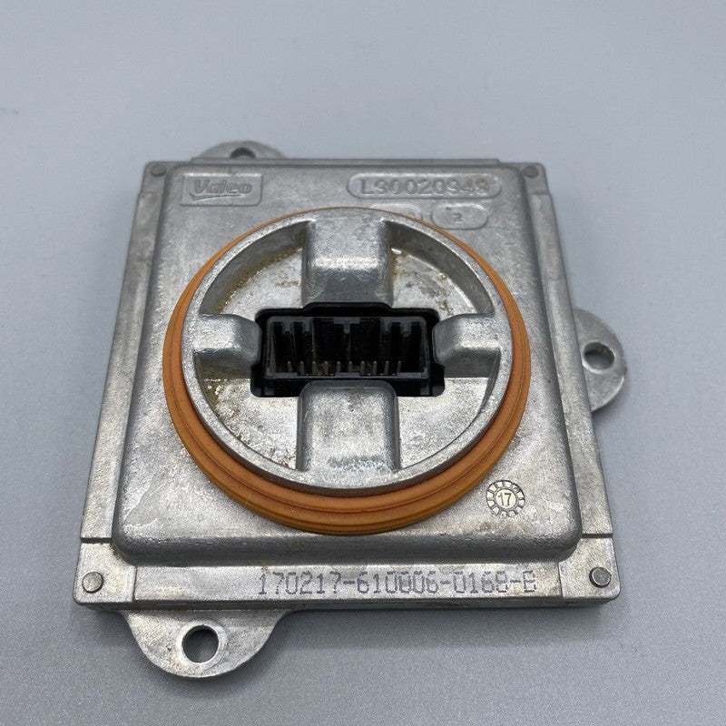 L900778817 FORD FUSION HEADLIGHT LED MODULE L900778817 2017 2018 OEM