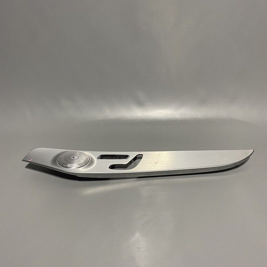 A2057207408 MERCEDES BENZ C300 FRONT RIGHT DOOR MOULDING 2016 2017 OEM A2057207408