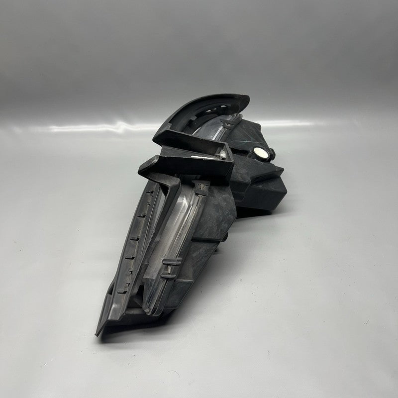 9403949 CHRYSLER 300 FOG LIGHT LEFT DRIVER 2015 2016 2017 2018 OEM 9403949