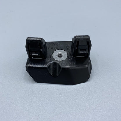 1493773-00-B TESLA MODEL Y FRONT BUMPER FENDER BRACKET RIGHT 1493773-00-B 2020 2021 2022 OEM