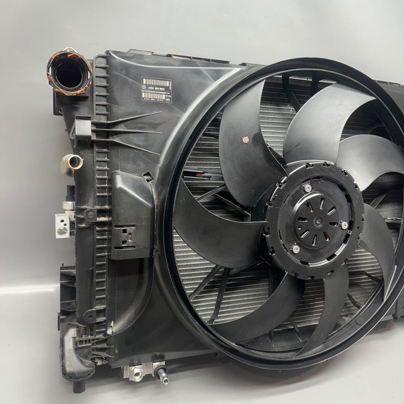 A2049066802 MERCEDES BENZ C250 COOLING RADIATOR FAN 2012 2013 2014 OEM A2049066802