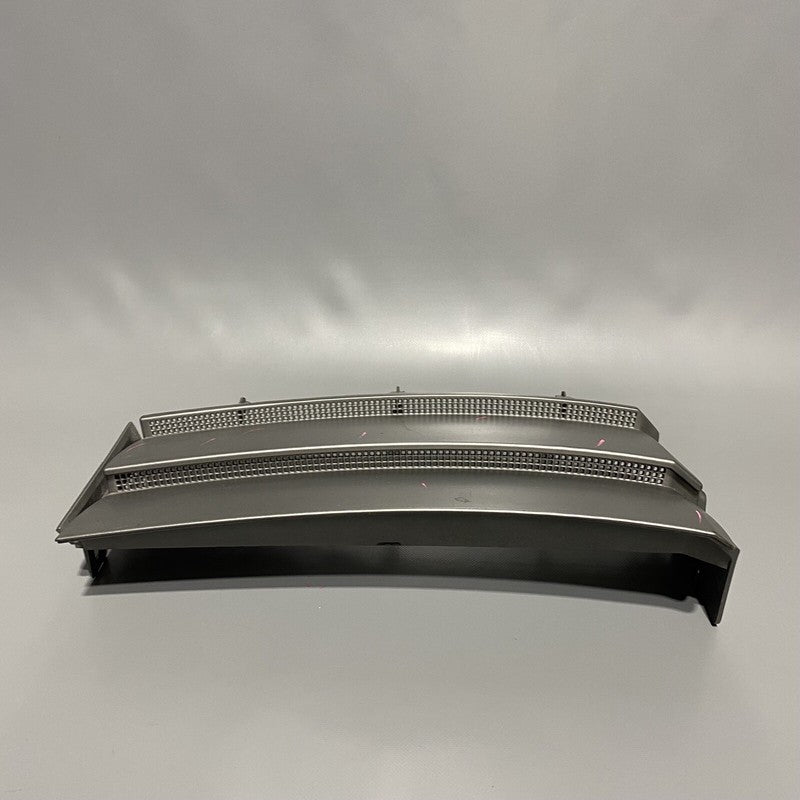 51137026899 RANGE ROVER HSE FENDER GRILLE FRONT LEFT OEM 2003 2004 2005 OEM 