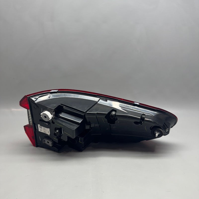 BMW X5 TAIL LIGHT LEFT DRIVER X5M 2019 2020 2021 2022 2023 OEM 3744226