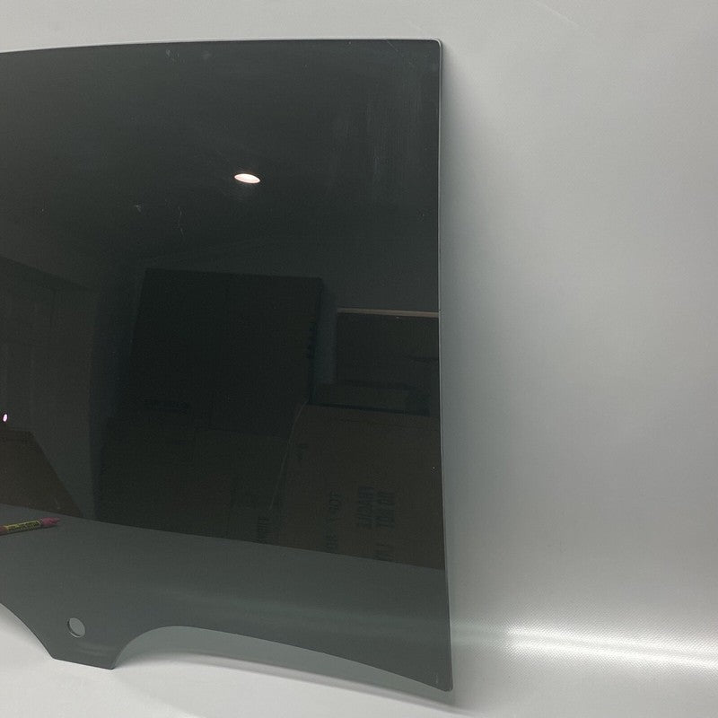 43R-002092 PORSCHE MACAN S DOOR WINDOW GLASS RIGHT REAR 2019 2020 2021 2022 43R-002092