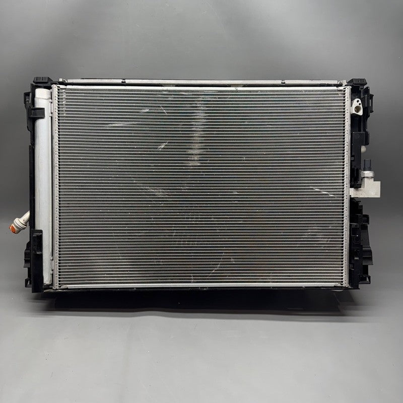 MERCEDES BENZ C250 COOLING RADIATOR FAN 2012 2013 2014 OEM A2049066802