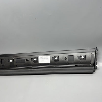 9Y0839095 PORSCHE CAYENNE DOOR MOLDING LOWER LEFT REAR 2019 2020 2021 2022 OEM 9Y0839095