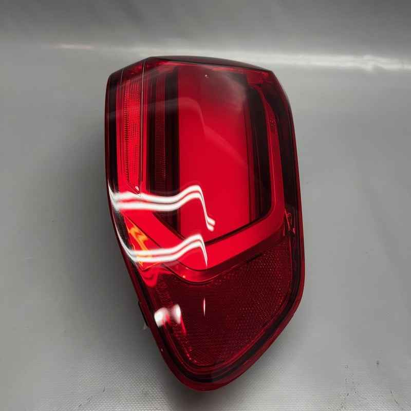 BMW X7 TAIL LIGHT RIGHT PASSENGER 2019 2020 2021 2022 OEM H45A164A605
