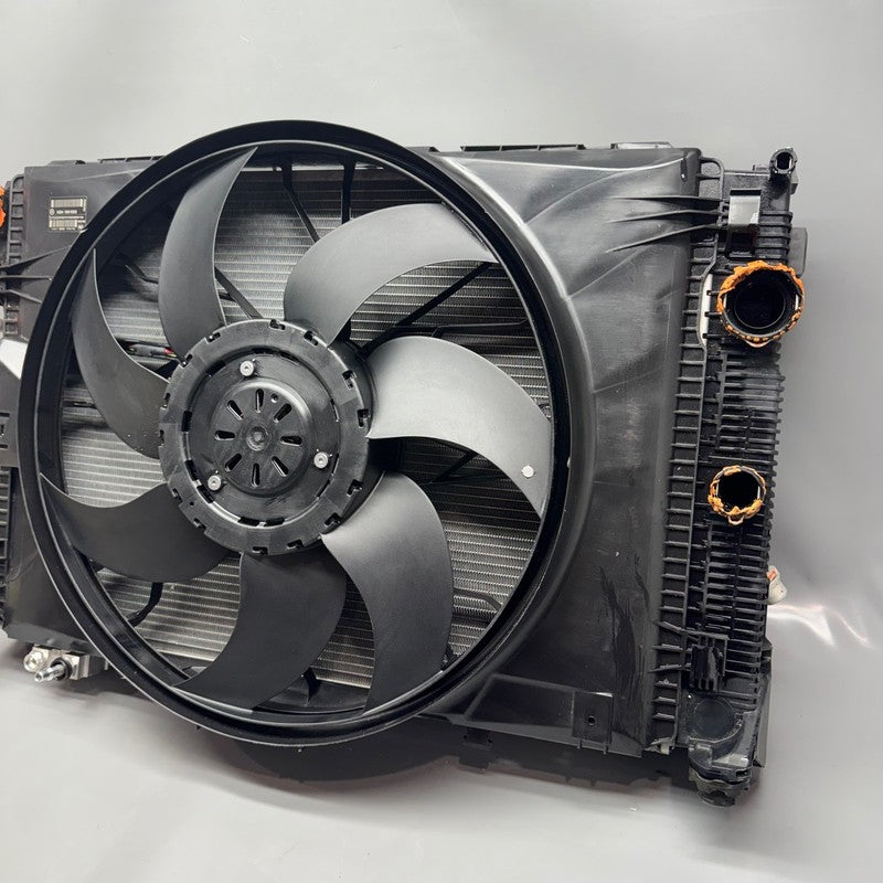 MERCEDES BENZ C250 COOLING RADIATOR FAN 2012 2013 2014 OEM A2049066802