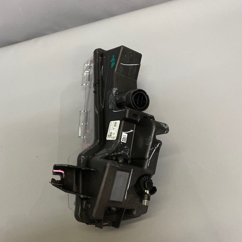 1077391-00-E TESLA MODEL 3 FOG LIGHT LEFT DRIVER 2017 2018 2019 LED OEM 1077391-00-E