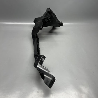 80A805608B AUDI Q5 HEADLIGHT BRACKET RIGHT 2018 2019 2020 OEM 80A805608B