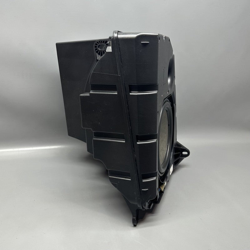 1507154-00-D TESLA MODEL Y SUBWOOFER BASSBOX 2020 2021 2022 2023 OEM 1507154-00-D