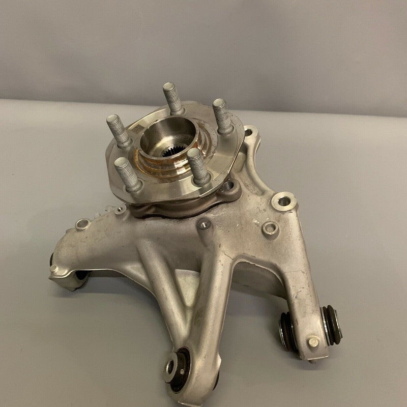 1044411-00-F TESLA MODEL 3 LEFT REAR KNUCKLE WITH HUB 2017 2018 2019 RWD OEM