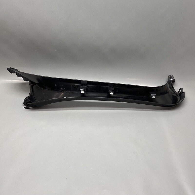 1037902-00-E TESLA MODEL X LIFTGATE TRIM RIGHT 2016 2017 2018 2019 2020 OEM 1037902-00-E