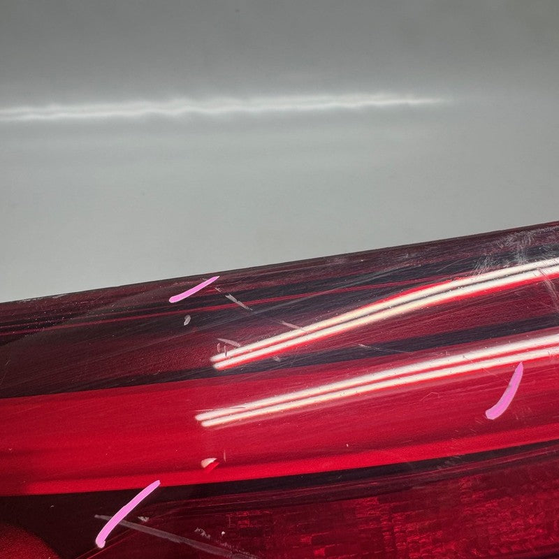 BMW X5 TAIL LIGHT LEFT DRIVER X5M 2019 2020 2021 2022 2023 OEM 3744226
