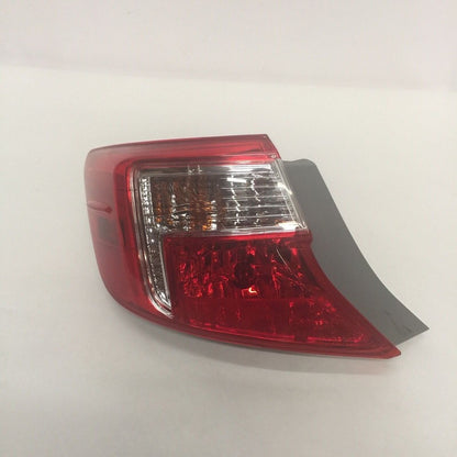 TOYOTA CAMRY LEFT DRIVER TAIL LIGHT 2012 2013 2014 OEM