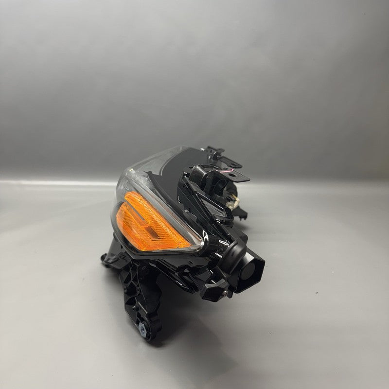 TOYOTA CAMRY HEADLIGHT RIGHT PASSENGER THREE STRIP DRL LED 2018 2019 2020 OEM