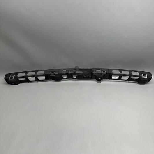 7P5807863 PORSCHE CAYENNE REAR BUMPER CENTER BRACKET 2011 12 13 14 15 16 17 2018 7P5807863